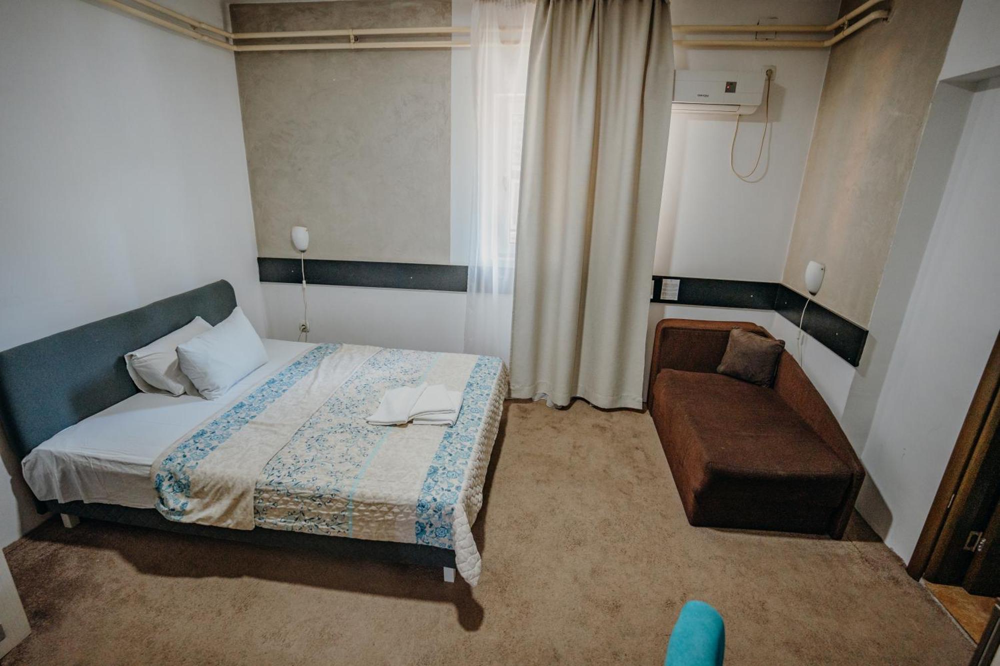 Gros Hotel - Leskovac Leskovac  Luaran gambar