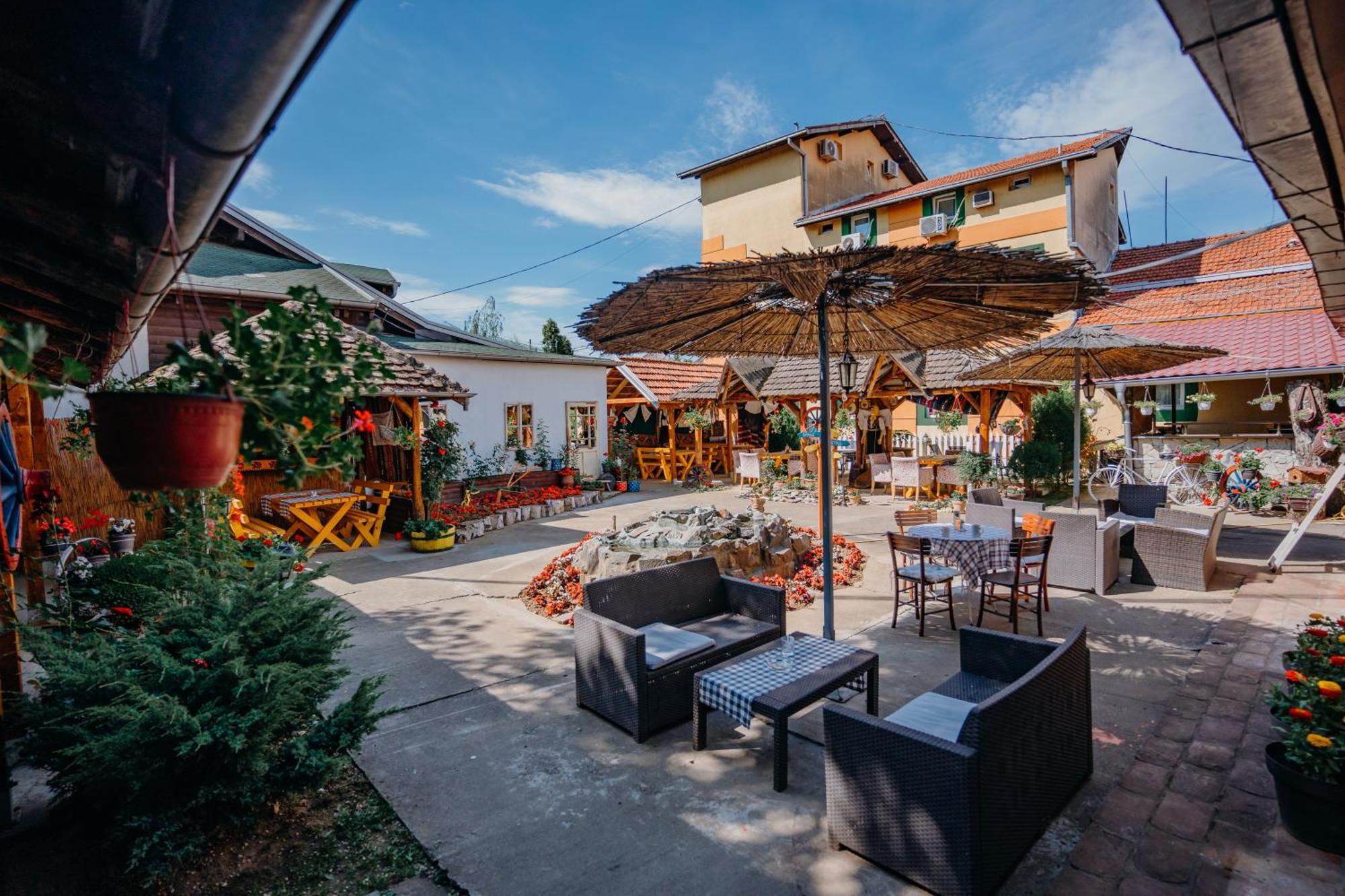 Gros Hotel - Leskovac Leskovac  Luaran gambar