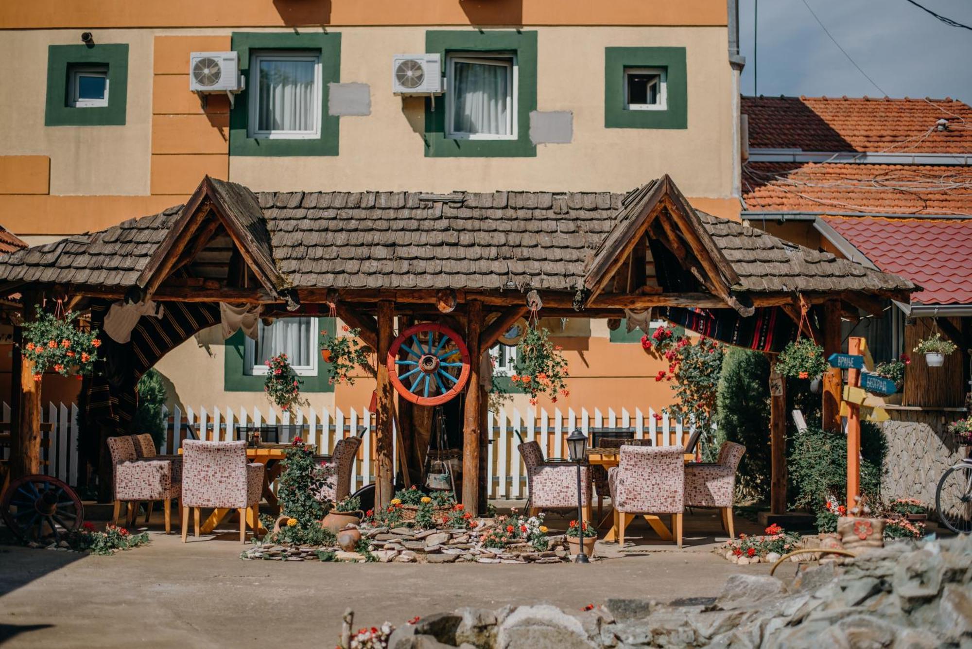 Gros Hotel - Leskovac Leskovac  Luaran gambar