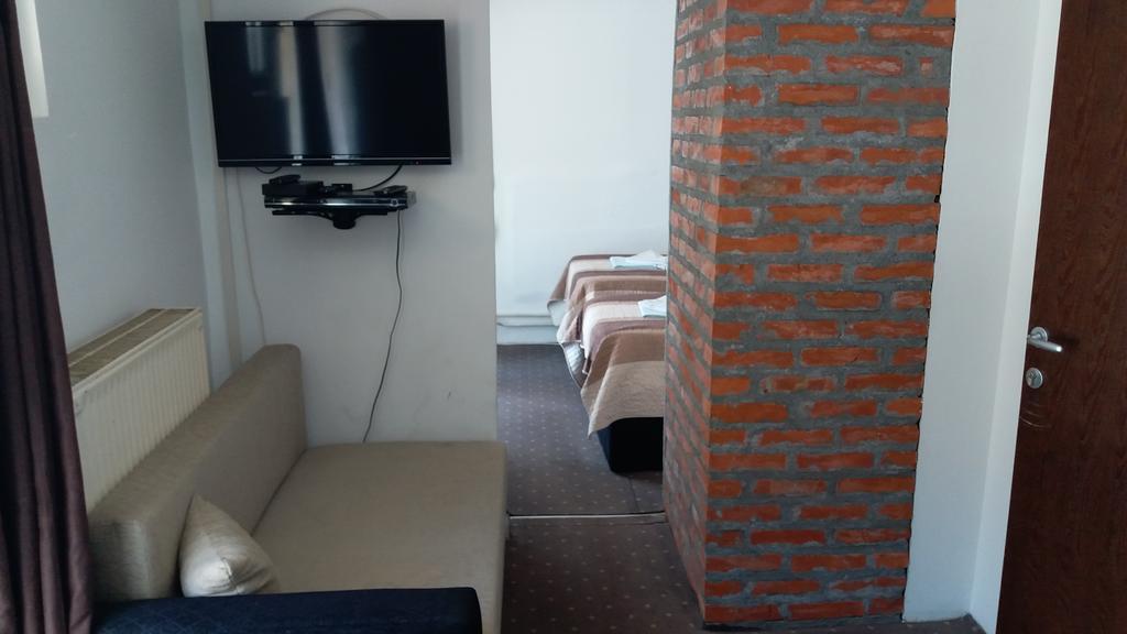 Gros Hotel - Leskovac Leskovac  Luaran gambar