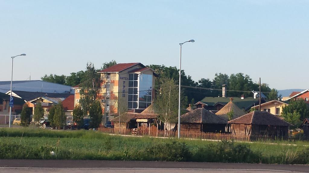 Gros Hotel - Leskovac Leskovac  Luaran gambar